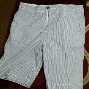 Old Navy men's blue and white striped shorts